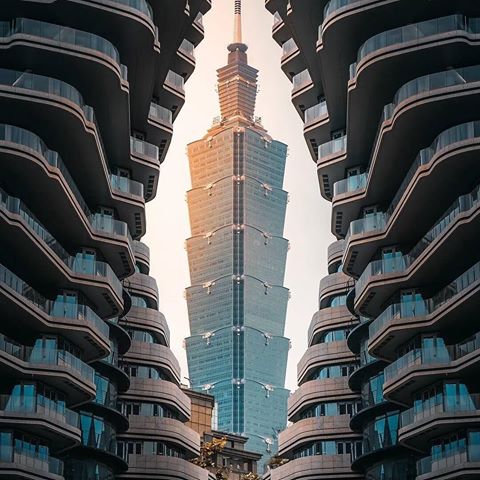 📷👉 @nanoarchitecturegram
・・・
😮 Taiwan #Taipei
.
#architexture #building #skyscraper #urban #minimal #town #lines #architectureporn #lookingup #geometry #perspective #geometric #architecture #arquitectura #design #project #render #newproject #nanoarchitecturegram #luxury #architect #taiwan