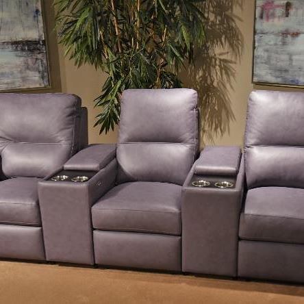 High Point Market showcased the classy Riley Home Theater in Urban River. Comfort for everyone... while binge-watching Game of Thrones! .
.
.
.
.
#furnitureset #sectional #leatherfurniture #livingroomdecor #livingroomfurniture #americanmade #furnituremaker #furnituredesign #designerfurniture #designerleather #leathersofa #leathersectional #showroom #retailfurniture #interiordesign