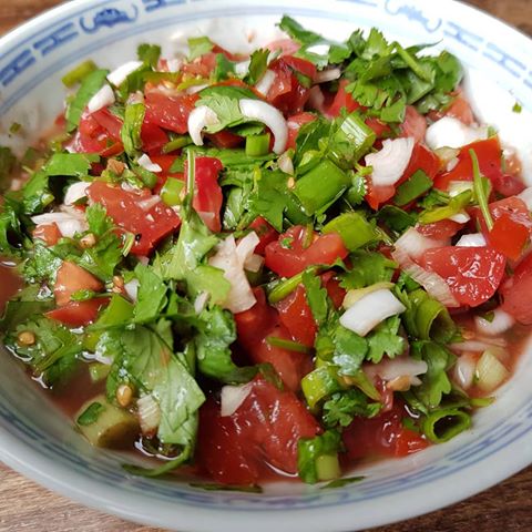 One of my favorite #SimpleAndEasy things to make is this #PicoDeGallo It's so #Fresh and #GoodForYou and can be used so many ways! It takes me back to #LosAngeles and #Texas with every #Yummy bite! #NoFilter
#Raw #RawFood #Organic #Bio #Jerf #GlutenFree #SansGluten #Healthy #Celiac #WhatIEat #Vegan #PlantBased #Coeliac #WhatIEatInADay #InstaFood #Foodie #EatTheRainbow #EatRealFood