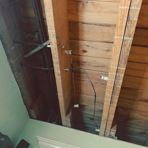 That right there is the last bit of knob and tube wiring in our house. It’s coming out tonight! That means the ceiling can start to go back up in here, lights need to be picked out and I’m closer to a new kitchen!!! 😍
..
..
..
..
..
..
..
..
..
##knobandtuberemoval #newelectric #therehablife #design #homeinspiration #interiorstyling #thisishome #homereno #renovation #mydomaine #habitandhome #homesweethome #homedecor #diyhomedecor #homeprojects #welivehere #interiordetails #homeimprovements #fixerupper #makeitbeautiful #builtin1929 #oldhouselove #thisoldhouse #diyhomeremodeling #lovewhereyoudwell #doityourselfers #myhandyhusband #hardworkinghusband