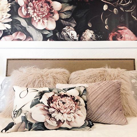 When I bumped into an image of this floral wallpaper by @elliecashmandesign a few years ago, I knew that it was 100% going to end up in a client’s home, eventually. Turns out, the perfect client for this paper is ME!🤗😂 I can’t wait to share the before/after of this ultra-cozy, super-girly hideout, formerly a basement storage room. Byyyyye👋👋👋70’s forest and old berber carpet, hello hardwoods and moody florals.👌👍💋
.
.
. 
#ajbrackeldesigns #showmeyourstyled #michigandesigner #interiordesign #apartmenttherapy #topstylefiles #girly #floral #floralwallpaper #homedetails #michigandesigner #michiganhomes #jacksonmi #homedecorideas #jacksonmi #jacksonmichigan #myhousebeautiful #bedroomdesign #bedroominspo #howyouhome #bedroomdesign
#ourbedroomgoals @room
