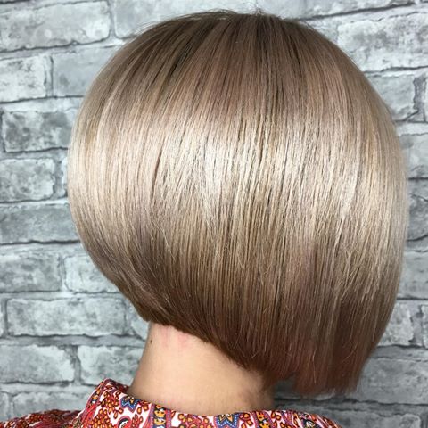 Тонирование😊Питание кератиновое и мытьё бессульфатным шампунем 12 от @perfleor.ru  и тонирование с реконструкцией волос и с кислородной эмульсией💝 @perfleor.ru 🧚‍♀️😍 Волосы сохранили свою мягкость, плотность. Нет сухости, матового блеска после осветления, блестят, в отличном состоянии и даже лучше 💝 @versal_nail_studio мы рады видеть наших клиентов☕️ 🌹 #окрашивание#hair#blonde #kuaför#красиво#блондинка#каре #одежда#красивыеволосы#салонкрасоты#дизайн#нагатинскийзатон#салон #hairpainter #коломенская#каскад#бессовестноталантливый стрижка #мажор#black#red #pink#handmade #soap#кислороднаяэмульсия#ученикимиллеровцы #кератин 😍 #москва#балаяж#омбре#шатуш