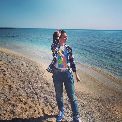 Счастливый ребенок снова на море)
.
.
#отпуск #отдых #феодосия #крым #россия #море #черноеморе #пляж #путешествие #прогулка #russia #feodosia #krym #trip #traveler #travel #weekends #sea #sunnyday