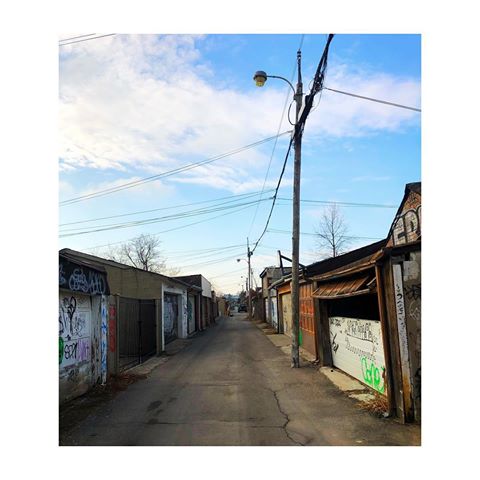 Toronto has 2400 laneways spanning 300km. 
Which means so much potential for homeowners with housing abutting a laneway to build a suite for living or renting.
.
Befor embarking on the design of a suite, you need to know if your lot meets the zoning requirements. Let’s talk. #nudomiapproved #sundayinspiration .
.
.
.
.
.
.
.
.#toronto #torontohousing #torontolaneways #lanewayhouse #affordablehousing #designbuild #torontodesign #torontohomes #torontohomedesigners #torontoarchitecturaldesigners #torontohomebuilders #realestate #torontorealestate #incomeproperty #incomepropertydesign #sunday #sundayfunday