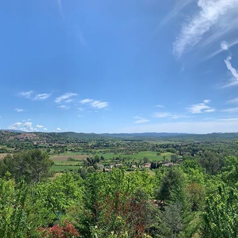 No sign of rain here in Nice for the next week #olivetrees #lacampagne #nice #france #inspiration #sunshine #lesvacances #blueskies #mountains @petereed