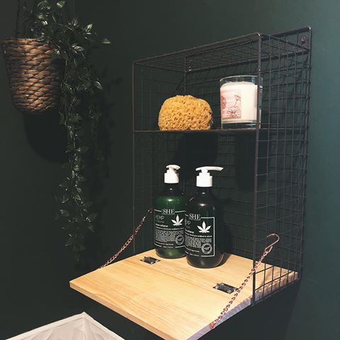 🌿Green Dream🌿
💖
💖
💖
#bathroomdesign #craigandrose #interiors #homedesign #makinganewhouseahome #bathroomstyle #realhomes #realhomesyorkshire #itsinthedetails #industrialshelving