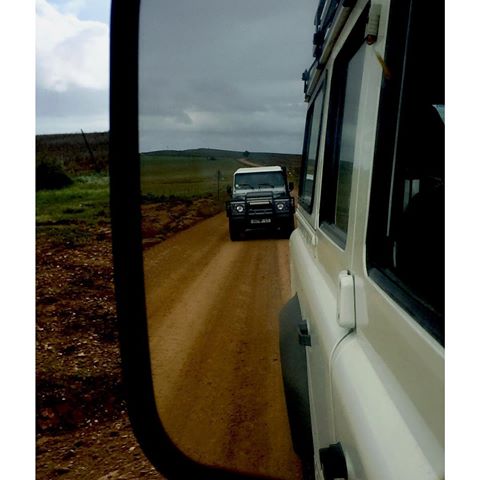The minute you get into that Landy, the adventure has started, taking the gravel roads less travelled. #reflectionsandadventures #easterweekend #easterweekendshinanagins #landroversdventures #landroverdefenders #landrover110 #gravelroads #amazingpeople #roadtripping #beatifulfriends