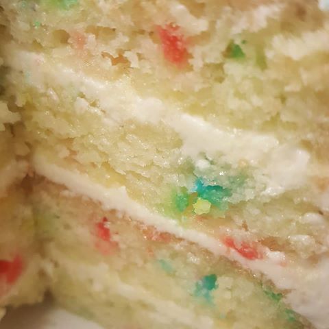 Moist, Layers, Butter Cream, Confetti Cake!! Yum!! #Moist #Confetti #Cake #CakeCakeCake #Baker #TreatsByVita #Foodie #FoodPorn #CakePorn #Motivation #WorkFlow #Entrepreneur #FemaleEntrepreneur #CakeALicious #California #Denver #Colorado #ILoveWhatIDo #ButterCream #Layers #Motivation #Yummy