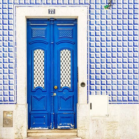 One of my favourite doors & tiles combo in Lisbon.
.
.
.
#doorsworldwide
#doorporn
#doorsofinstagram
#doorsondoors
#doorsonly 
#accidentallywesanderson
#greendoor
#facade
#architecture 
#instadoor
#doorsandwindows_greatshots
#ihaveathingfordoors
#doorsofinstagram
#doortraits
#beautiful
#door
#doors
#travel
#love
#oldbuildings 
#olddoors
#facadeporn
#facadelovers 
#facades
#archiporn
#archilovers