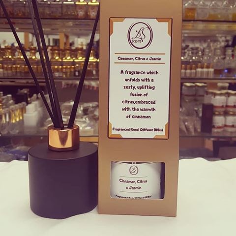 Finally ready😊
You will find these lovely fragranced reed diffusers at the  Deen shop in Slough Observatory shopping centre.
Don't forget to grab yours, as there's limited amount.
For those of you who want it posted out, get in touch and I will post it. 
Let me know what you think after purchasing.
Love to hear from you all
#diffuser #handmade #cinnamon #citrus #jasmin #scent #fragrance #reed #reeddiffuser #livingroomdecor #perfumecollection #homemum #goodscentsoils #aromaticscents #bathroomscents #diffuser #stayathomemummy
#luxury #handpoured #slough #luxurious #candleshop #candles #scentsy #smallbusiness #smallbusinesssupport #luxurylifestyle #aromatherapydiffuser #fragranceoils #fragrancelover #fragranceaddict
