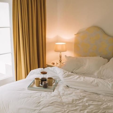 Sunday afternoon naps coming up! 💫 @boschendal has the ultimate advantage with luxury linen and majestic views 💕
.
.
.
.
.
.
.
.
.
.
.
.
.
.
.
.
.
.
.
.
.
.
.
.
#interiorstylist #interiorinspiration #modern #decoracion #interiors4all #minimalisthome #inspiration #style #adstyle #vogueliving #interiors #hygge #interiors4you #interiors123 #holiday #timeoff #sundayvibes #relax #inspo #lifeguide #boschendal #destination_wow #destination #thosecontentgirls #travellinggirl #travelplans #travelplans2019 #inspotravel #bucketlisters #bucketlist #destination