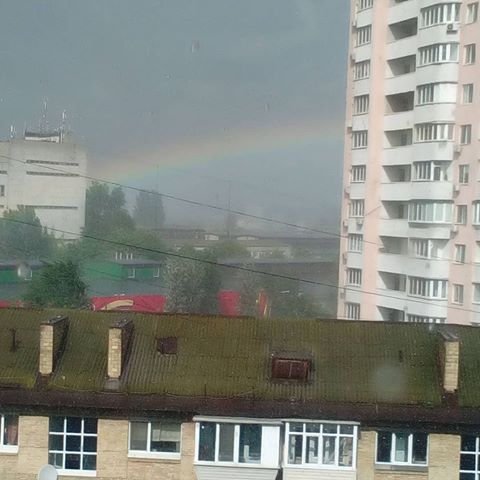 Красота дождь с солнцем и радуга 🌈☔🌞 #киев2019 #весна2019 #природа #красота #радуга #дождьисолнце #погода