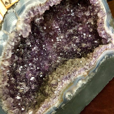 My beautiful amethyst, is a deep vibrant purple. The camera does not quite do her justice, but she still looks perfect to me. I wish everyone seeing this post a beautiful peaceful day. 💚#crystals #crystalloversofinstagram #goodvibes #healingcrystals #gratitude #amethyst #positivity #healingchakras
