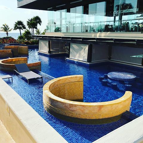 #holiday #mexico #wellness #spa #cancun #pool #poolbar #summer #travel  #travelmexico