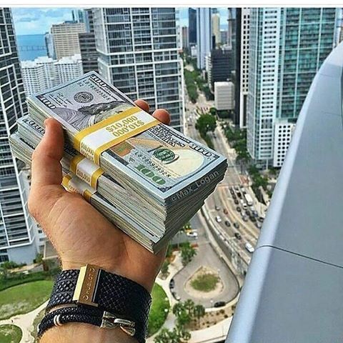 Modern man is not the man who goes off to discover himself, his secrets, and his hidden truth; he is a man who tries to invest .Saving is not the best thing,  dare me and invest with my team to make good cash..#teamspirit #binaryoptions #bitcoin #moneymotivated #rich #legitmoney #casa #food #fx #forex #passiveincome #richlife #wealthy #business #financialfreedom #millionaire #cash #fastmoney #quickcash #empowerment #onlinebusiness #startuplife #millionairemindset #philippines #southafrica #dubai #drake #maldives #saudiarabia #motivationalquotes