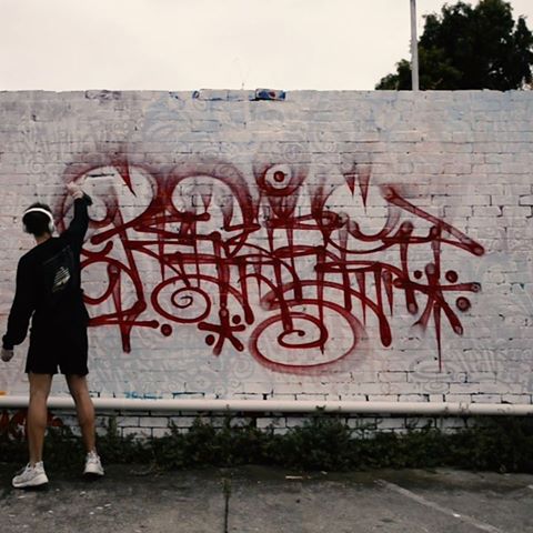 Life is better in colour 💧💧💧1989 ✌ @amenstyler .
.
.
#graffiti #stylewriting #melbournegraffiti #urbangraffiti #instagraff #streetart #tagging #handstyle #fatcap #flow #urbanart #mural #letters #letterscience #grafffunk #futurefunk #colorscheme #color #streettype #amene