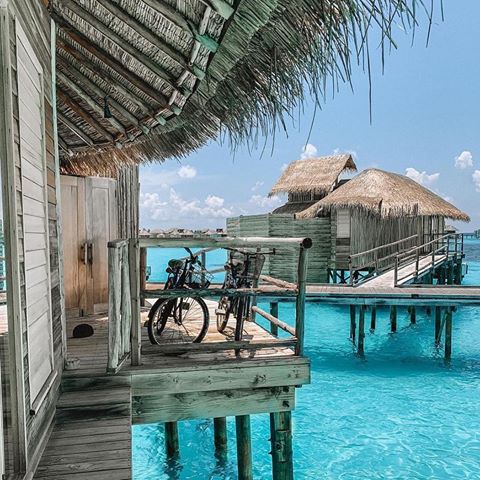 So wonderful 🌊☀️☀️
🏨@sixsenseslaamu 📍Laamu, Maldives 📸: @travel_a_little_luxe 
______________________________________________
👉@glorioushotels
______________________________________________
#glorioushotels #hotels #resorts #travel #pool #dream #occean #infinitypools #view #relax #hotel #resort #summer #maldives