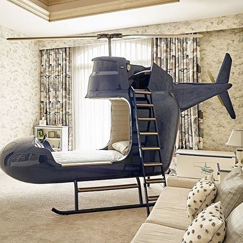 Check out this amazing helicopter bed!!🚁Know a little one that would love this? Credit to @dragonsofwaltonstreet