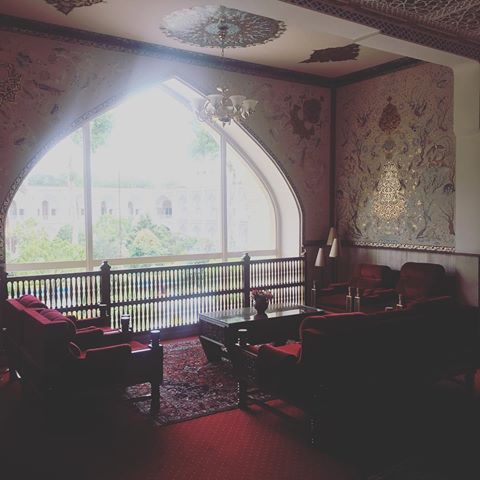 #persiansky #dontstop #travel #hotel #iran #esfahan #design #corner #view #fashion #luxury #nature