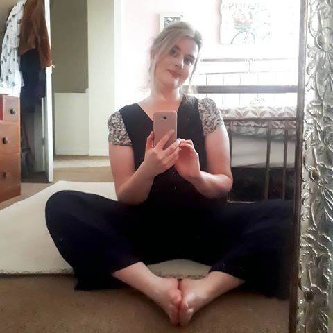 Enjoying my new bed and soft Rug in my bedroom really perks the place up. My new happy place. My sanctuary. Xxxx #happy #sunday #bedroom #decor #metalbed #peace #quiet #contentment #sleep #reading #roomdecor #furniture #mirrorselfie