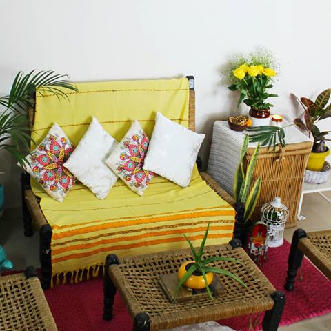 For #mydesiswag 'throw it' theme!
Looking forward to the day as bright as this picture! Have a good day you all 🌞
.
.
.
#brightspaceswelove #mygreentreasure #bloominmycity #indianhomedecor #indianhomestudio #indianhomedecorideas #indianhomestudio #housetour #apartmenttherapy #finditstyleit #howihome #interiormilk #homeandliving #beautifulhomesindia #instainteriordesign #9byNamrata