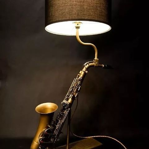 I know you do not want a lamp like that ... yeah right...beautiful lamp..
.
.
.
#saxophone #saxofon #sax #saxlovers #saxo #lamp #lampara #music #musica #saxomusic #saxomusicvip #Follow @saxomusic
