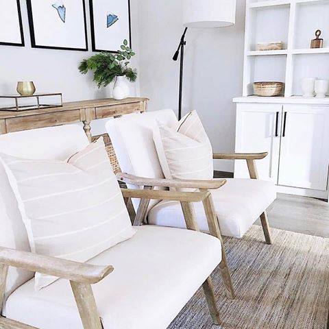Admiring the gentle contrast of wood and white tones in the space by @twineandtrowelhome 😍 Pillows can make or break a room but these striped pillows were a match made in heaven. Let me know what you all think! .
.
.
.
.
.
#interiordesign #homedecor #homestyle #finditstyleit #interiorinspo #instahome #interiorstyling #homeinterior #interiordecor #interiors #instadesign #houseenvy #designideas #interiorstyle #designlife #interiorlovers #instadecor #interiordetails #homeinspo #instastyle #georgiadesigner #braselton #northgeorgia