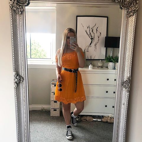 So here is the dress on that has been getting so much love hanging in my wardrobe! I absolutely love it. It was from @riverisland and makes the perfect summer dress. I’ve switched it up with my own belt and paired it with some black converse to give it a slightly edgy look ☺️ Where’s your favourite clothes shop to shop? 👗 •
•
•
#ootd #holidayoutfit #bankholidayoutfit #shortsandtshirt #fashionbloggeruk #summeroutfit #chunkytrainers #interiordesign #fashionshoes #fashionkilla #outfitinspo #outfittoday #outfitblog #interior_lovers #interiorismo #interiør  #interiorism #stpaddysday #wallart #livingroomprints #interiorjakarta #interiormalang #nordicinspo #scandiinspo #scandinaviandesign #girlsroomdecor #mystylishspace #inspire_me_home_decor #inspire_me_home #orangedress
