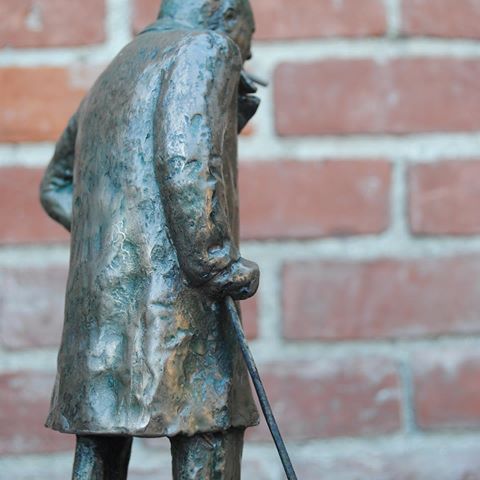 By stoop or stature, even in silhouette you know the name...
.
.
.
.
.
#thechurchill #churchill #winstonspencerchurchill #winstonchurchill #madebyhand #original #sculpture #art #bronze #primeminister #WW1 #WW11 #
