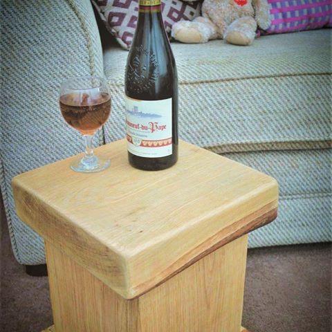 Feature Stands - We have a range of styles and sizes on our website www.woodnwax.co.uk #oak #sidetable #lampstand #bedsidetable #winestand #speakerstand #furniture #bespokefurniture #handmadefurniture #rusticdecor #rustichomedecor #rustickitchen #farmhousekitchen