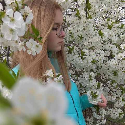 🌼🌼🌼
#🌸 #🌼 #дерево #весна #цветы #сестра #❤️ #flower #tree #sister #flowers #spring #love