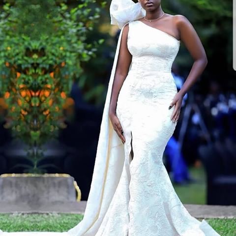 Made to order #wedding #gowns like this can be created as pictured or with any changes.  You can also modify any of our own #bridal #designs.  We have specialized in affordable #custom #weddingdresses since 1996.  Creating #womensfashion from your descriptions is not a problem.  We can also use any of the #pictures you #love from the internet as inspiration for your custom #design.  This is a great option for #brides who cant afford an #original #hautecouture #fashion gown but still wants the same #style & look.  An $8000 #dress can be easily #replicated for less than $2000 by our firm.  #Plussize garments available. And we can work with #brides in the #USA, Canada or the UK.  Find out how and get pricing on your #favorite #dresses when you email us directly.⠀
⠀
https://buff.ly/2sdy8fP ⠀
.⠀
.⠀
.⠀
.⠀
.. ⠀
.⠀
.⠀
.⠀
.⠀
⠀
.⠀
.⠀
.⠀ #bestoftheday #instagram #weddingplanner #weddinginspiration  #instapic  #instafashion #instawed #weddingdress