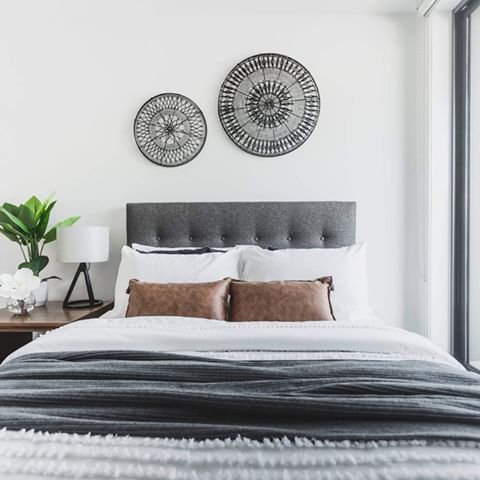 Snuggle up and relax in your new bedroom at On Forbes in Turner. The floor-to-ceiling windows are double-glazed to ensure you stay warm during the cool Canberra nights.
#artgroup #development #property #propertymarketing #marketing #home #bedroom #interior #interiorstyling