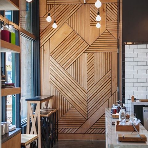 More panelling love! This looks like a cafe/restaurant somewhere - if anyone knows where this is please let us know in the comments below👇
—
📸 Pinterest
—
#inspiration #interior #interiors #interiordesign #interiordesigner #decor #homedecor #interiorarchitecture #renovation #modernrustic #interiorforyou #interiorstyle #interiorinspiration #interiorideas #playfulinteriors #eclecticinteriors #hampshireinteriordesign #hampshireinteriordesigners #surreyinteriordesign #surreyinteriordesigners