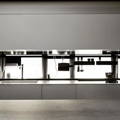 Pioneering Design | Unique Characteristics – Valcucine’s Logica Celata reinvents ergonomics. The exclusive door opens to reveal your personality with a single gesture of the hand. A crowd favourite from Milano Design Week.⁣⠀
⁣⠀
#kitchendesign #australianinteriors #interiorideas #rogerseller⁣