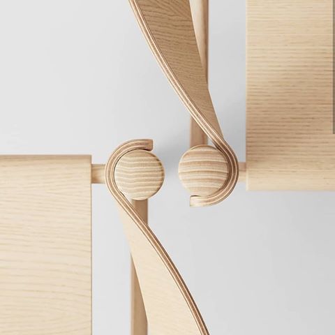 The Soft Chair in ash and moulded plywood, flat packs too
@thomas_bentzen_id for @taktcph
.
#furnituredesign #plywood #chairmaking #furnituremaking #chairdesign #woodreview #woodworking #ash #flatpack #design #danishdesign #diningchair