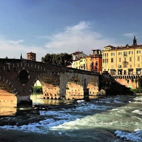 A Sunday in Verona☀️ exactly 2 months ago at ponte pietra 💛🧡💚💙
Good morning, I wish you a nice Sunday and Happy Easter for all those who celebrate it this weekend 🌺🌼🐣🐰.
.
#verona #ponte #bridge #beautiful #city #cityview #sunday #goodmorning #landscapes #landscape #landscape_lovers #landscapephotography #nofilter #photo #photooftheday #sun #nature #naturelover #cityscape #sightseeing #love #town #weekend #walking #italia #italy #dolcevita #instagood #instalike