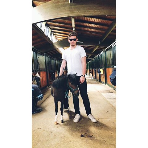 - Relaxing day out of the city -
-
-
-
#Europe #italy #milan #me #2019 #life #lifestyle #luxury #horse #horses #training #sun #goodtimes #equestrian #equestrianlife #me #iphonexr #truccazzano #jumping #instagood #instalife #memories #class #lescuderiedelleondoro #nolimits #enrico #contender #inspiration #dreams #ambitions
